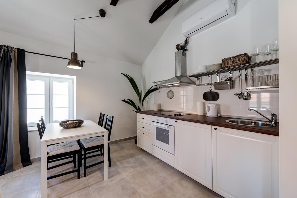 House Riva Apartment Supetar Ngoại thất bức ảnh